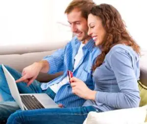 Cele mai profitabile industrii din comerțul online: fashion, cărți și IT&C