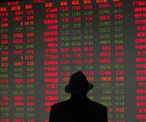 Bursele din China se prăbuşesc din nou!