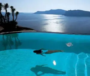 DW: Unii turişti străini, mai ales germanii, ocolesc Grecia