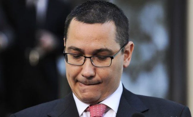 Premierul Victor Ponta demisionează. Ponta: Sper ca depunerea mandatului să satisfacă aşteptările oamenilor