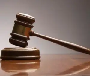 Reprezentanţii asiguratorilor spun că nu au încălcat regulile de concurenţă