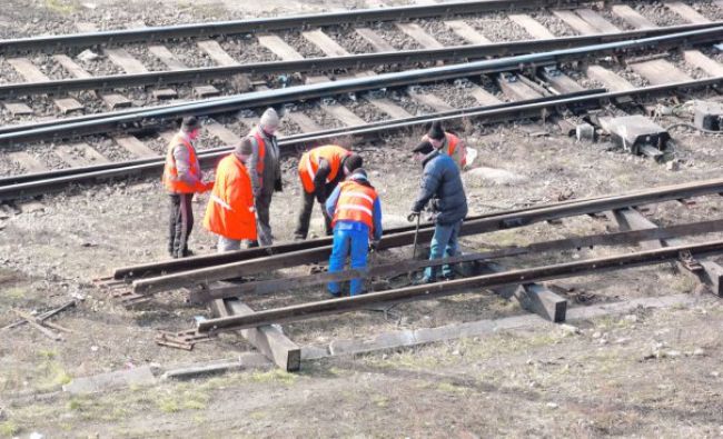 CFR începe reparaţiile capitale la infrastructura feroviară a Regionalei Timişoara. Valoarea lucrărilor, 13,4 milioane lei