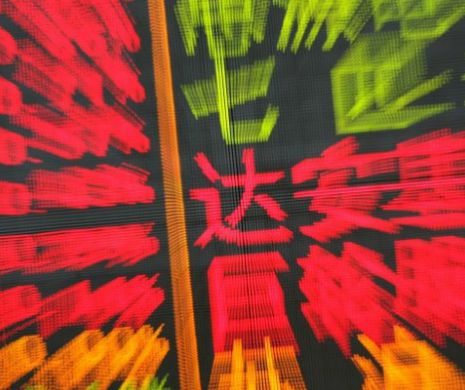 Unii investitori au găsit o metodă simplă de a face bani de pe urma disfunctionalităţilor pieţei de capital din China