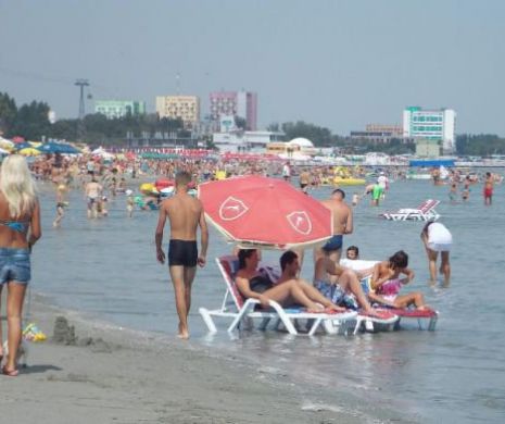 Numărul turiştilor prezenţi pe Litoralul românesc a urcat cu 20% în 2015