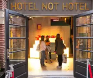 Cel mai ciudat hotel din lume