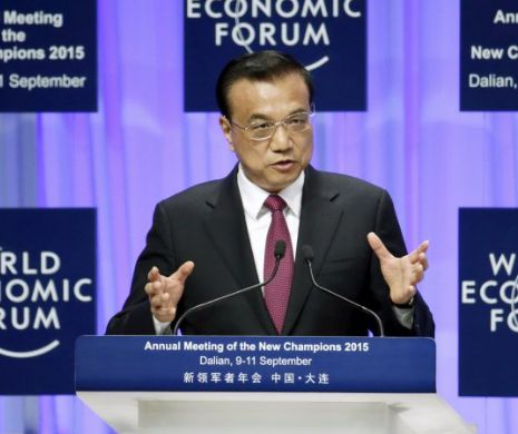 Premierul Li Keqiang: „China nu va avea parte de o scădere dură a economiei”