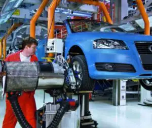 Volkswagen îl menţine în funcţie pe directorul Audi