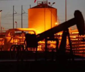 Goldman Sachs: Pretul petrolului, pe punctul de a se prăbuşi la 20 de dolari barilul