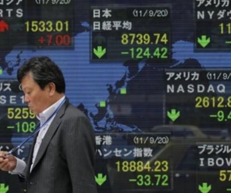 Pieţele cad de teama scăderii economiei globale