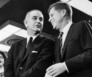 CIA tocmai a declasificat mai multe documente inedite din timpul Războiului Rece