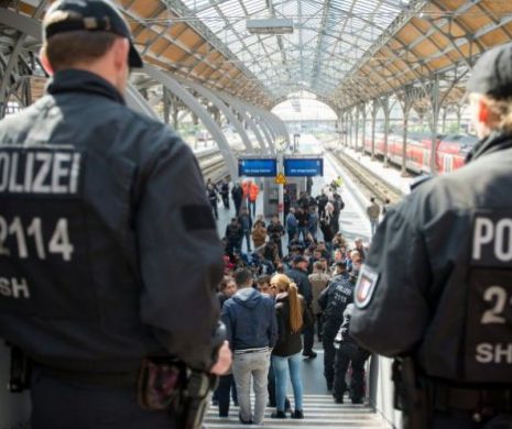 Germania a mobilizat sute de poliţişti pentru controalele de frontieră! Număr-record de imigranţi în Ungaria