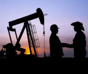 Cele 3 zile ale petrolului şterg o lună de pierderi