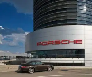 Vânzările Porsche România, în creştere