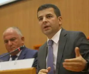 CONFERINȚA CAPITAL Daniel Constantin: Reducerea impozitului pe dividende de la 16% la 5% ar putea avea loc de la 1 ianuarie 2016