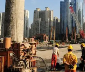 China: Echivalentul a zeci de miliarde de dolari, luate de la guvernele provinciale