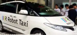 TAXI: Şoferii, înlocuiţi de roboţi