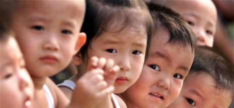 China a pus capăt oficial politicii unui singur copil