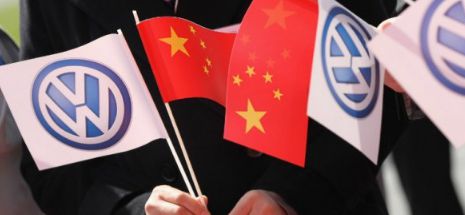 China investighează Volkswagen pentru emisiile poluante