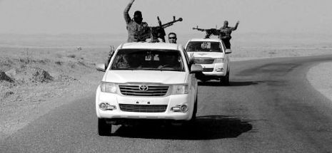 SUA anchetează de ce ISIS are atât de multe maşini Toyota