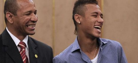 Tatăl lui Neymar vrea „stabilitate fiscală” pentru prelungirea contractului cu Barcelona