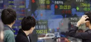 Euro continuă să piardă, iar petrolul se comportă haotic