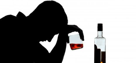 Statistici îngrijorătoare: Patru din zece adolescenți români au consumat alcool cel puțin o dată în viață