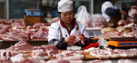 În lume se mănâncă probabil prea multă carne
