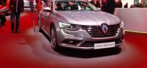 Renault va numi un nou director comercial pentru a creşte rentabilitatea