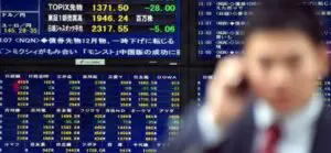 Japonia intră în recesiune. Pieţele financiare reacţionează