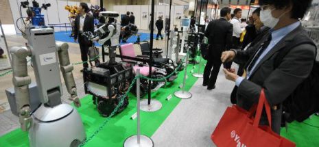 Roboţii fac senzaţie în Japonia