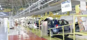 Robotizarea sau cum intră uzina Dacia în zodia tehnologiei
