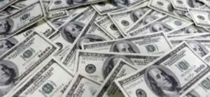 Petrolul, la minimul ultimilor 7 ani. Dolarul se opreşte din drum. Ultimele evoluţii