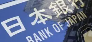 Banca Japoniei dă drumul la tiparniţa de bani, dolarul o ia razna. Ultimele evoluţii