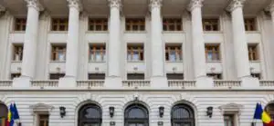 BNR avertizează: Legea dării în plată oprește programul Prima Casă