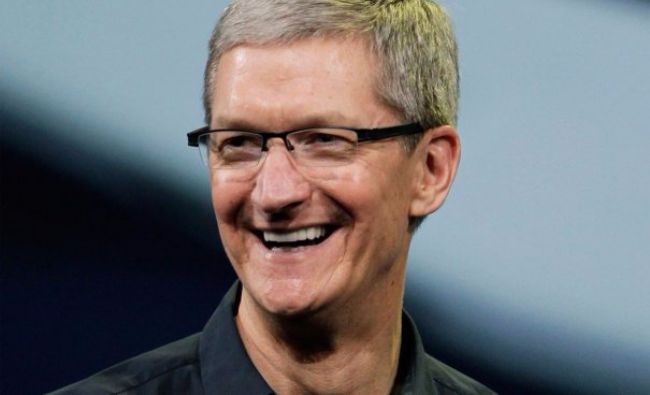 Directorul Apple a fost plătit cu 8,75 milioane de dolari în 2016