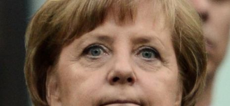 Europa se clatină! Angela Merkel cere oprirea de urgenţă a refugiaţilor. Oficial francez în Grecia şi Turcia