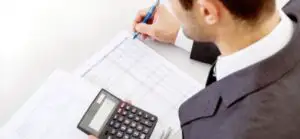 Ajustarea TVA pentru sponsorizări în bunuri achiziționate cu deducere de TVA