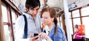 GfK: 71,6% dintre utilizatorii de Internet se conectează folosind telefonul mobil