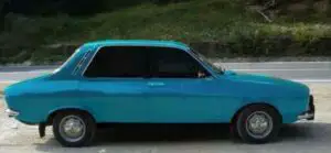 Și-a cumpărat o Dacia din `76 din vânzarea de înghețată