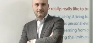 Cum face eMAG bani cu produsele altora. A ajuns la 1.000 de magazine
