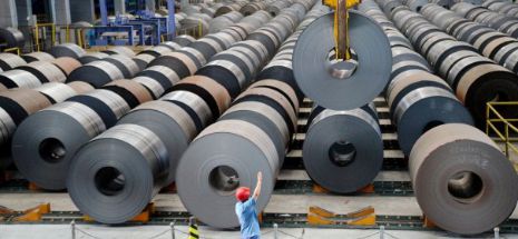 Supracapacitatea industriei oțelului din China îngrijorează UE