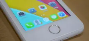 Cel mai ieftin smartphone din lume costă doar 16 lei