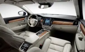 Un nou producător auto anunță că unele motoare ar fi depășit nivelul emisiilor