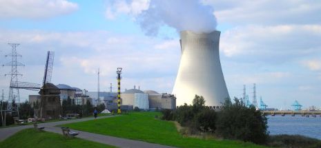 Un agent de securitate de la o centrală nucleară din Belgia, ucis la Charleroi. Legitimaţia sa de acces la centrală a dispărut