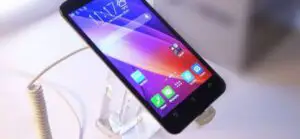 Telefonul cu autonomie de 38 de zile