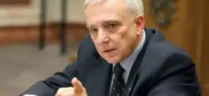BNR propune introducerea de criterii pentru beneficiari şi obligaţii pentru banci în Legea privind darea în plată