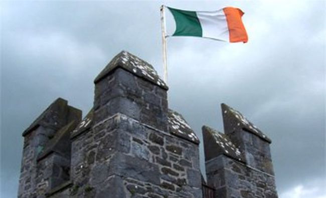 Irlanda a decis înăsprirea restricțiilor pentru adunările publice