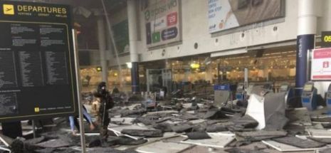 EXCLUSIV: Românii au scăpat ca prin urechile acului de explozia din aeroportul din Bruxelles
