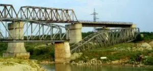 CFR: Reabilitarea podului de la Grădiștea începe anul viitor. În 2018, va fi dat în folosință