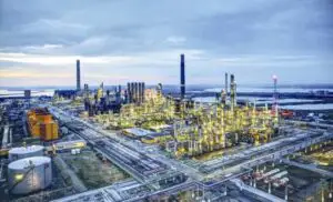 DIICOT: 14 persoane sunt acuzate în dosarul Rompetrol II